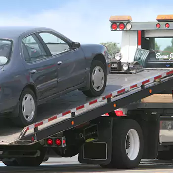 Flatbed Truck Towing in Hialeah, FL