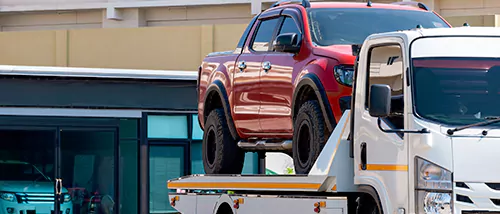 truck towing in Hialeah, FL