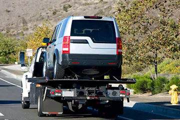 24 Hours Emergency Towing in Tropical Park, FL