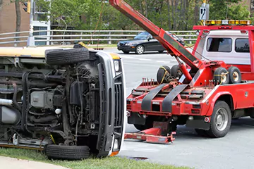 Wrecker Towing in Tropical Park